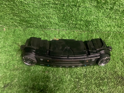 PANEL BOCCHETTE KLIMATYZACJII 2118301785 Mercedes-Benz W211