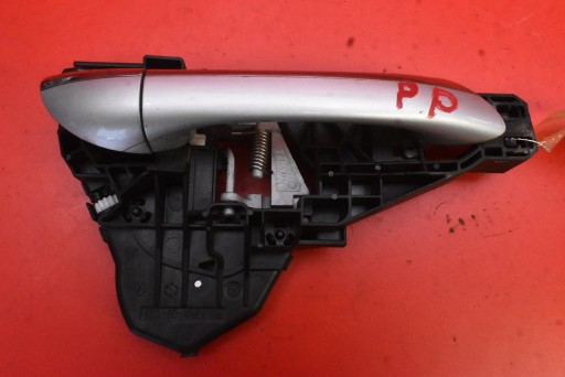 handle right front front SREBRNA A1697600234 MERCEDES B-KLASA W245 05-08