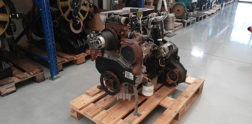 Двигун PERKINS AA70274 67 кВт / 2600 об / хв