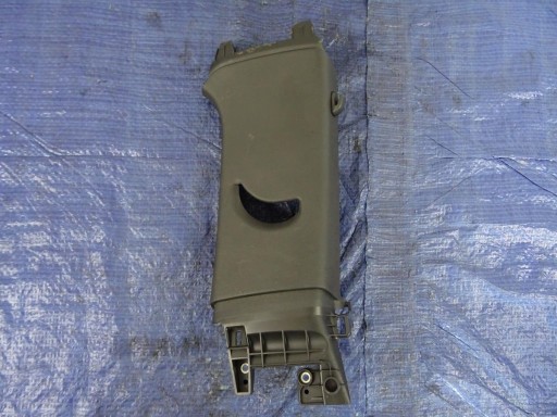 8X3867244A - Кришка центральної стійки AUDI A1 8x S-LINE права