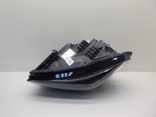 MERCEDES B KLASA W A 247 FULL LED MULTIBEAM left