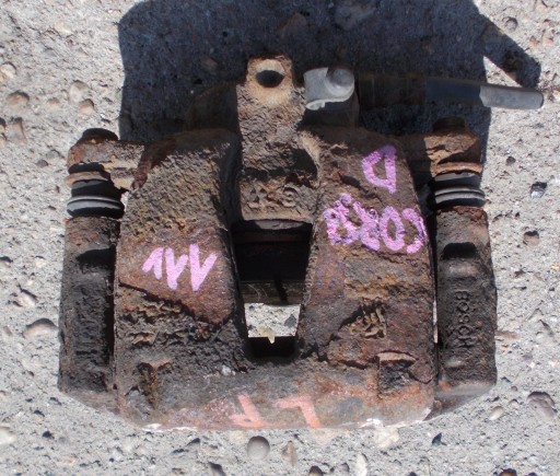 OPEL CORSA D 1.4 11R caliper brake left front