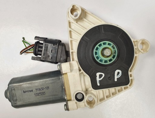 Моторчик склопідіймача правого mercedes actros mp4 a55383110 a60079111