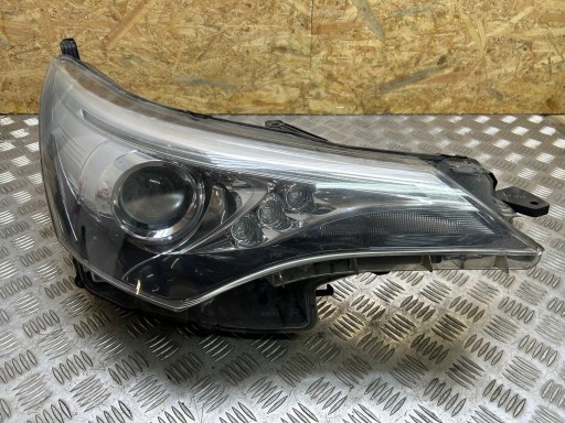 Reflektor light right front Angielska Toyota Avensis T27 T29 15-18