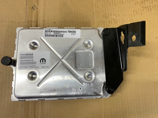 68330904AA - Контролер комп'ютера dodge challenger 3.6 2016-