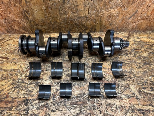 Коленвал mercedes w115 115 952 11504 2.0