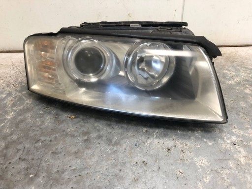 Feux phare Droite Avant BI-XENON AUDI A8 D3 4E0907813