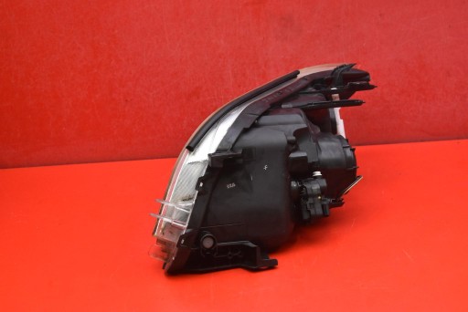 REFLEKTOR right light front EU TOYOTA RAV4 3 III 2-LIFT 10-13