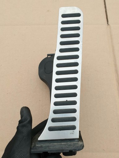 1K1723503AB - ПЕДАЛЬ АКСЕЛЕРАТОРА ХРОМ VW GOLF VI EOS SCIROCCO 1K1723503