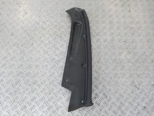 A4476941600 - VITO W447 крышка стойки задняя правая