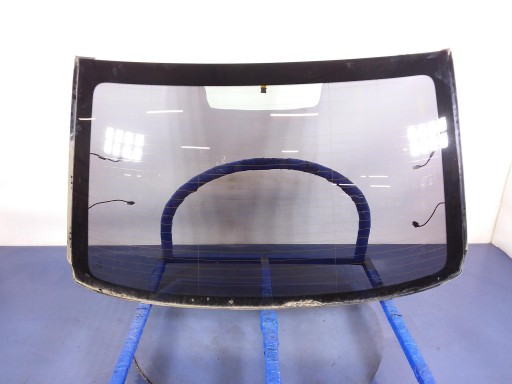 BMW 7 F02 кузовное стекло заднее