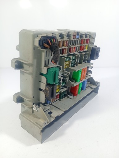 BMW E90 05-11 modul Szkerény biztosítékszekrény OE 690660903