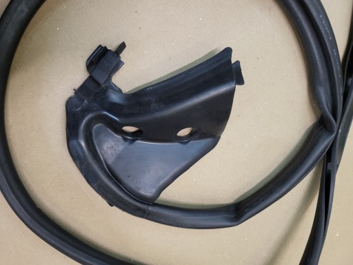 gasket windows Z door left rear part rear MERCEDES CLS W219 A2197370130 OE