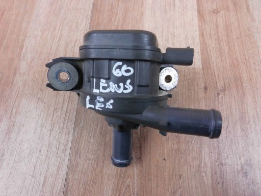 Lexus IS III 200T 300 water pump inwertera falownika 161B0-36010