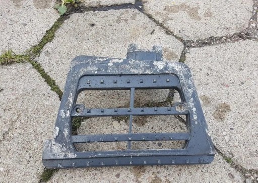 КРОНШТЕЙН КРЕПЛЕНИЕ ОСНОВАНИЕ СТУПЕНИ R DAF 75 85CF