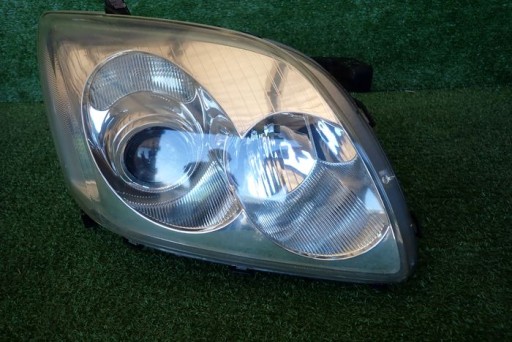 TOYOTA AVENSIS T25 03- reflektor right light right