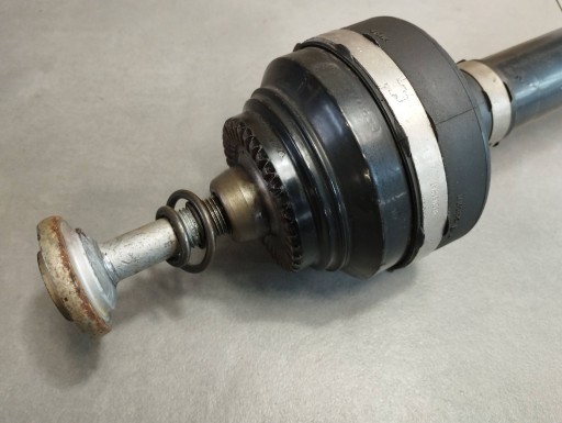 BMW 7 G11 750i semi-axis right rear part 8639454