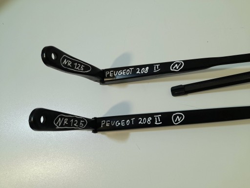 Peugeot 208 II ramienko stierača 9822931680 / 9822931880 (NR125)