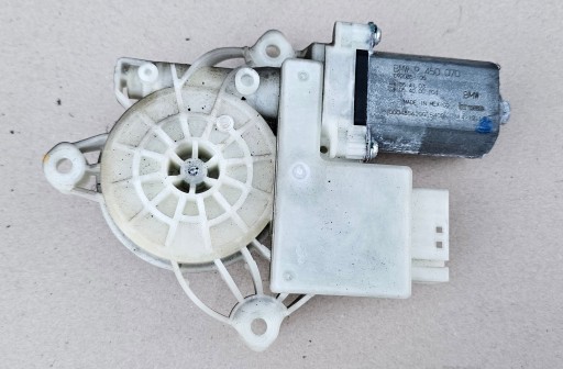 61359450070 - Bmw x6 g06 электродвигатель стеклоподъемника передний правый 9450070