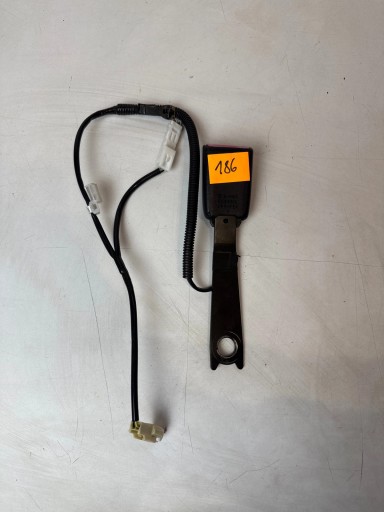 Zapinka pasow Avant Avant Gauche Toyota Avensis III T27 lift