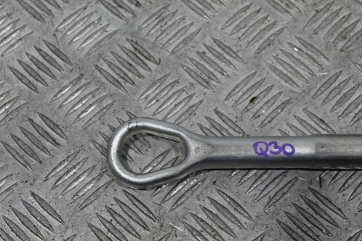 WKRETKA HAKA INFINITI Q30