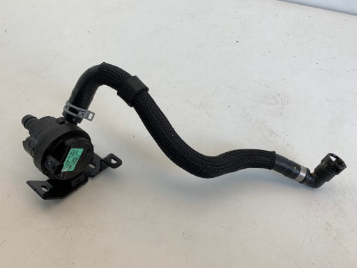 LX61-18D473-HCC - FORD KUGA III MK3 ДОПОЛНИТЕЛЬНЫЙ ВОДЯНОЙ НАСОС 2.5 PHEV