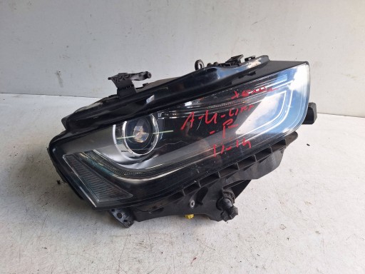 AUDI A4 B8 8K ;IFT 11-14 light right XENON UK-ANGLIK 8K0941006D