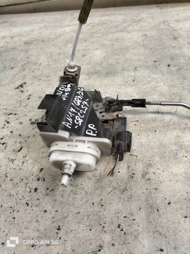 lock front right 8D1837016E AUDI A4 B5 EUROPA