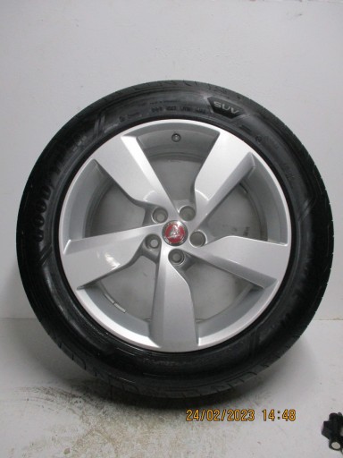 wheels discs tyres JAGUAR E PACE R19 5MM