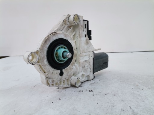 AUDI A6 C6 mini motor windows right rear part 4F0959802C