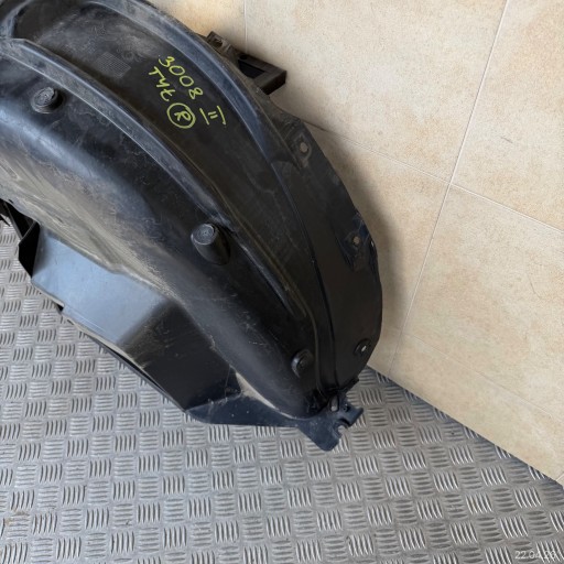 mudguard rear. right PEUGEOT 3008 II 9810125580