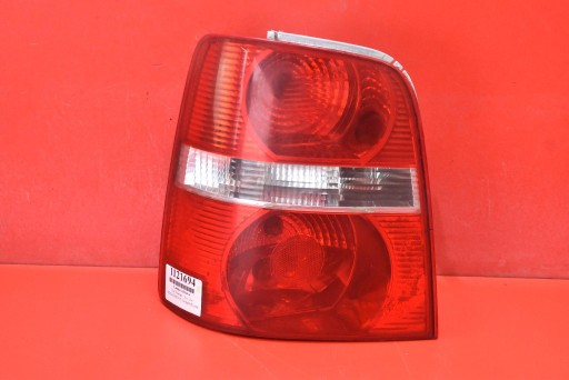 light left rear part rear 11-B672B VW TOURAN 1 and 03-06
