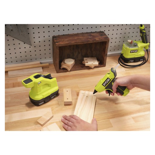 АККУМУЛЯТОРНЫЙ КЛЕВОЙ ПИСТОЛЕТ RGLM18-0 18 В 0*AH ONE+