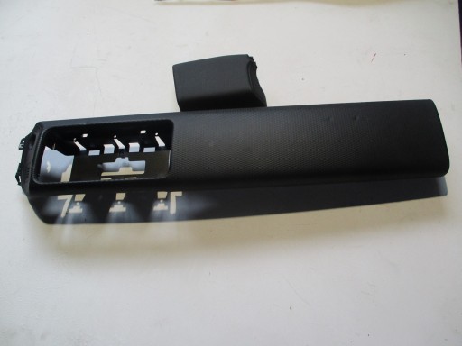 dekor konzoli RANGE ROVER VELAR J8A2-04268-A