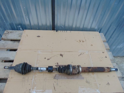 8V51-3B436-HB - ПОЛУОСЬ ПРАВЫЙ ДЛИННЫЙ FORD FIESTA MK7 1.6 TDCI