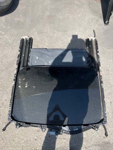 BMW F10 ПАНОРАМА СЕДАН НА ДАХІ