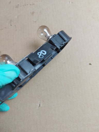 light housing LEWEJ W fender OPRAWKA ZAROWKI AUDI 80 B2 OE EU