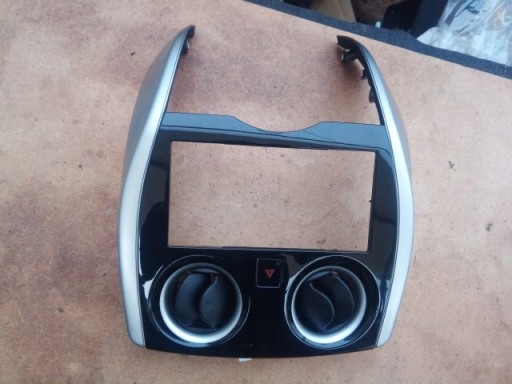 7777766 - Nissan NOTE E12 рамка ветрового радиоприемника