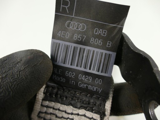 AUDI A8 D3 GURTEN SICHERHEITS RECHTS HECK HINTEN