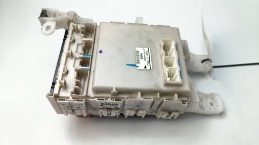 Module fusibles BSI 82730-42020 TOYOTA RAV-4 III