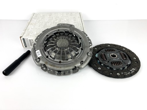 RENAULT DACIA NISSAN СЦЕПЛЕНИЕ 1.5 DCI 302058324R