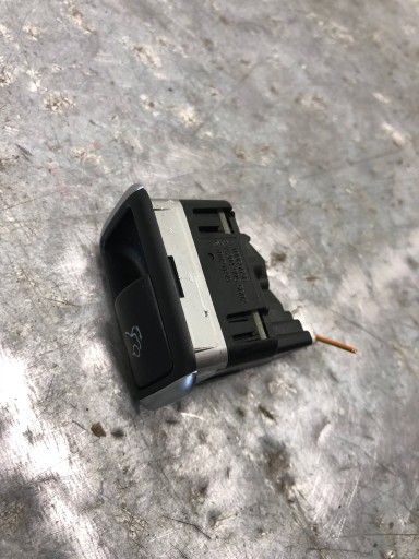 button bonnet boot MERCEDES W212 A2049055602