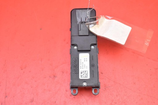 control panel of the window EU 6G9N-14A132-AC LAND ROVER FREELANDER II L359 06-10