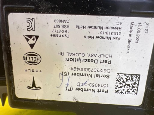 light right Tesla Y Lift Full Led 1514953-00-C
