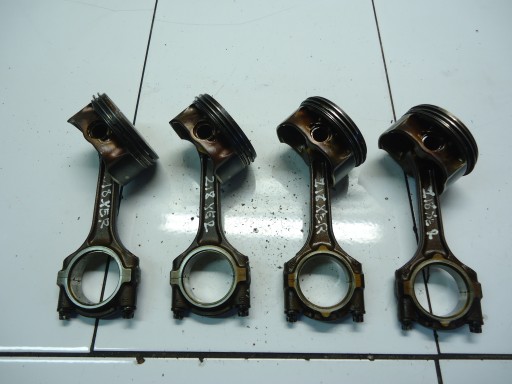 OPEL ASTRA J 1.8 16V Z18XER piston with connecting rod