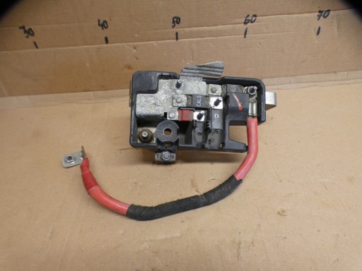 RENAULT TRAFIC III IV NV300 PRIMASTAR 2.0 DCI fuses terminal 241143140R