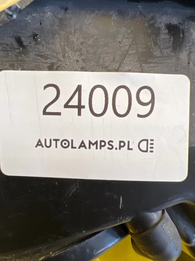 Mercedes ML W164 05-08 light right lens Zwykla black