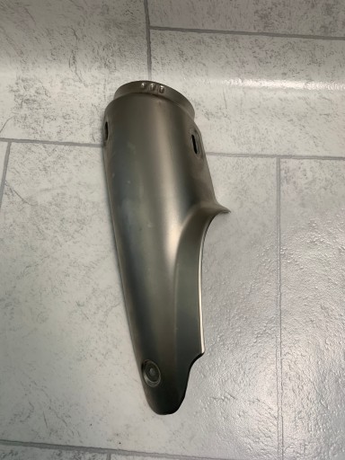 18 51 - Крышка выхлопа BMW R 1250 GS