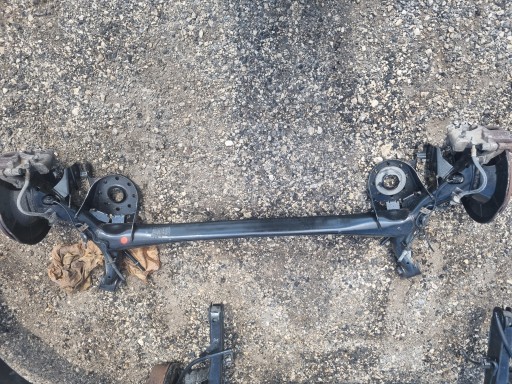 Балка задньої підвіски toyota yaris ii диски