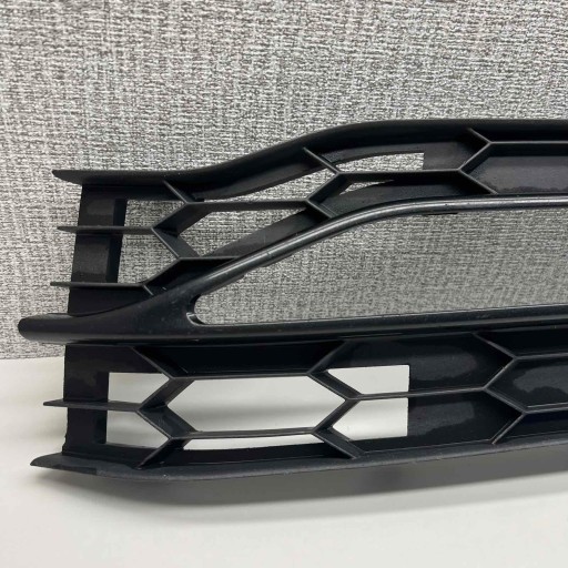 skoda superb iii lift Lüftungsgitter der Stoßstange links Verschlußstopfen 3v0853665c